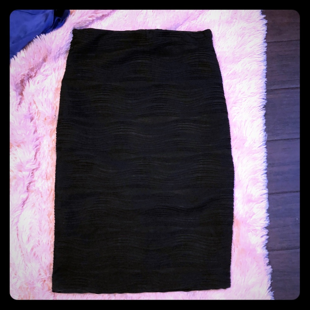 Black stretchy skirt